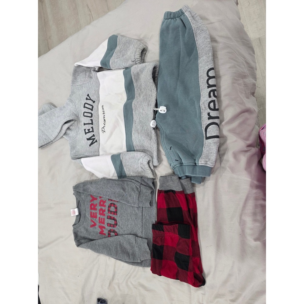 Bundle of winter Kids Pajama Set Hoodie Sweatshirt Pants Toddler‎ Loungewear 3t